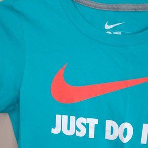 Nike T-Shirt